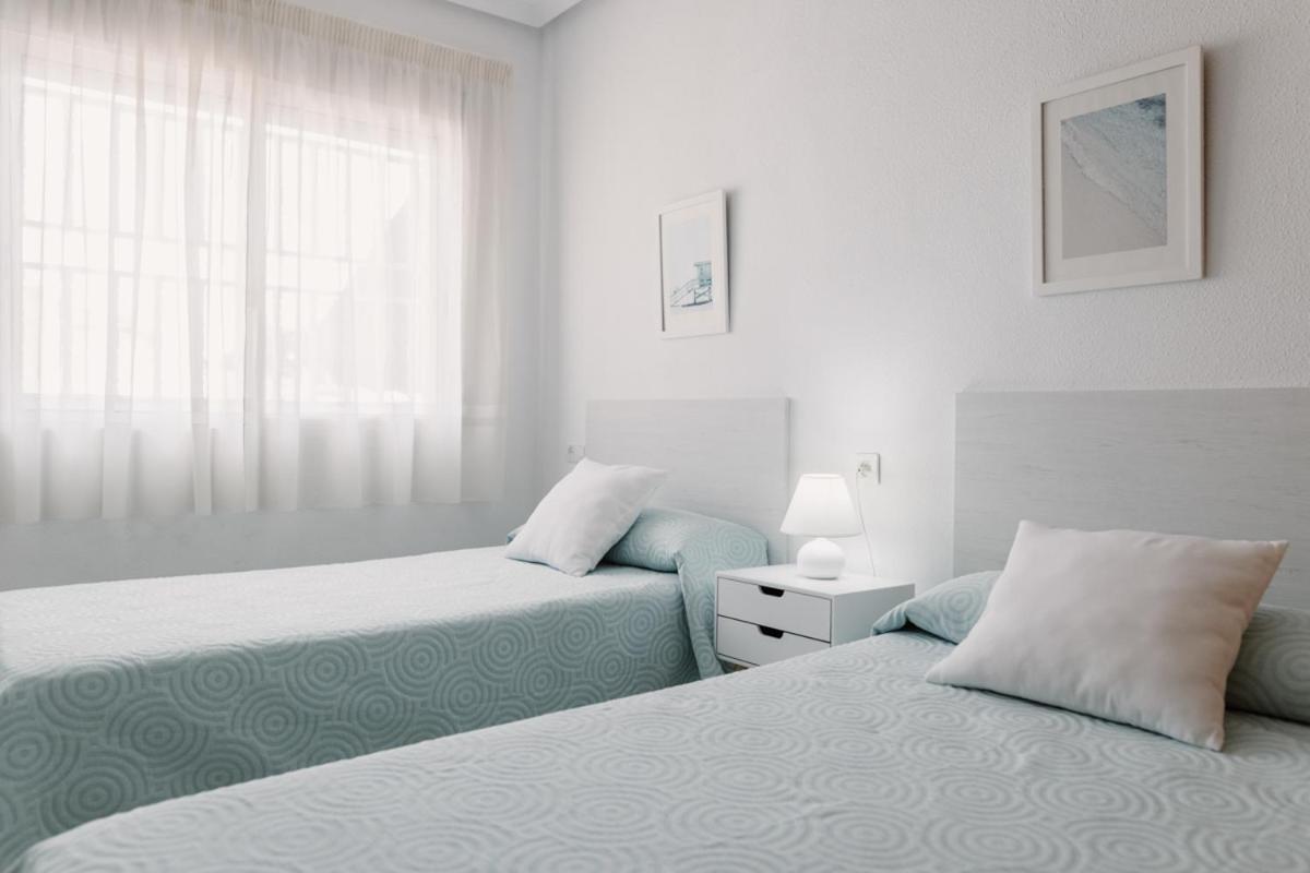 Apartamentos Pagan Santiago De La Ribera Extérieur photo