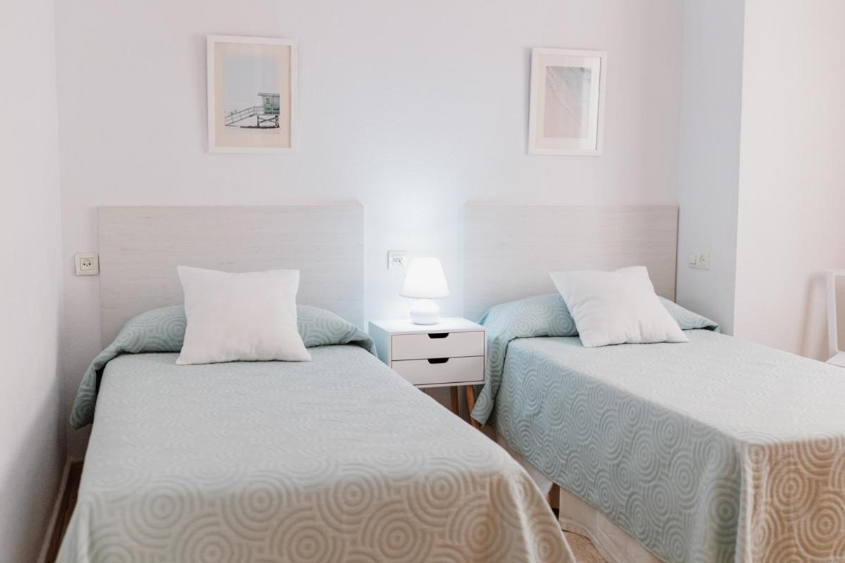 Apartamentos Pagan Santiago De La Ribera Extérieur photo